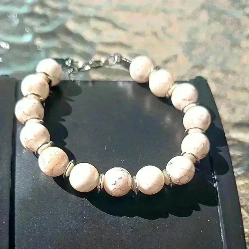 Beaded bracelet